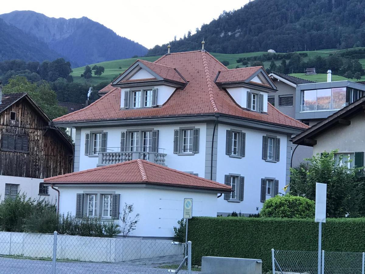 Verena'S Boutique Villa Au Lac Sachseln Bagian luar foto