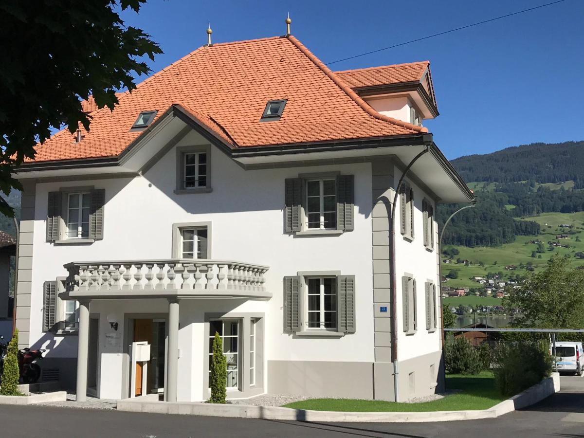 Verena'S Boutique Villa Au Lac Sachseln Bagian luar foto