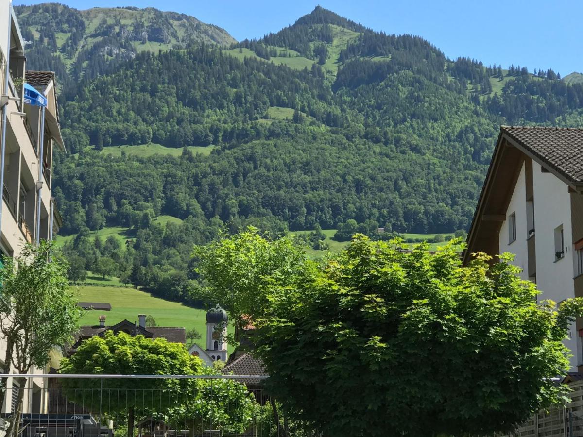 Verena'S Boutique Villa Au Lac Sachseln Bagian luar foto